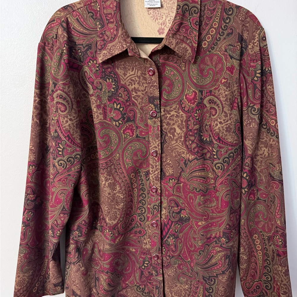 Basic Editions Red and Brown Paisley Shirt Vintage size XL